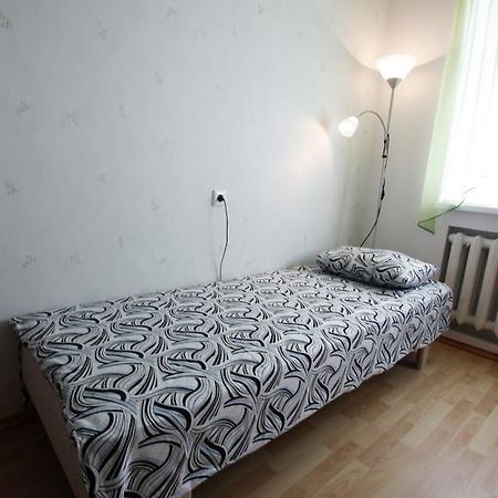Lm Piiri Kuelaliskorter Polva Bagian luar foto